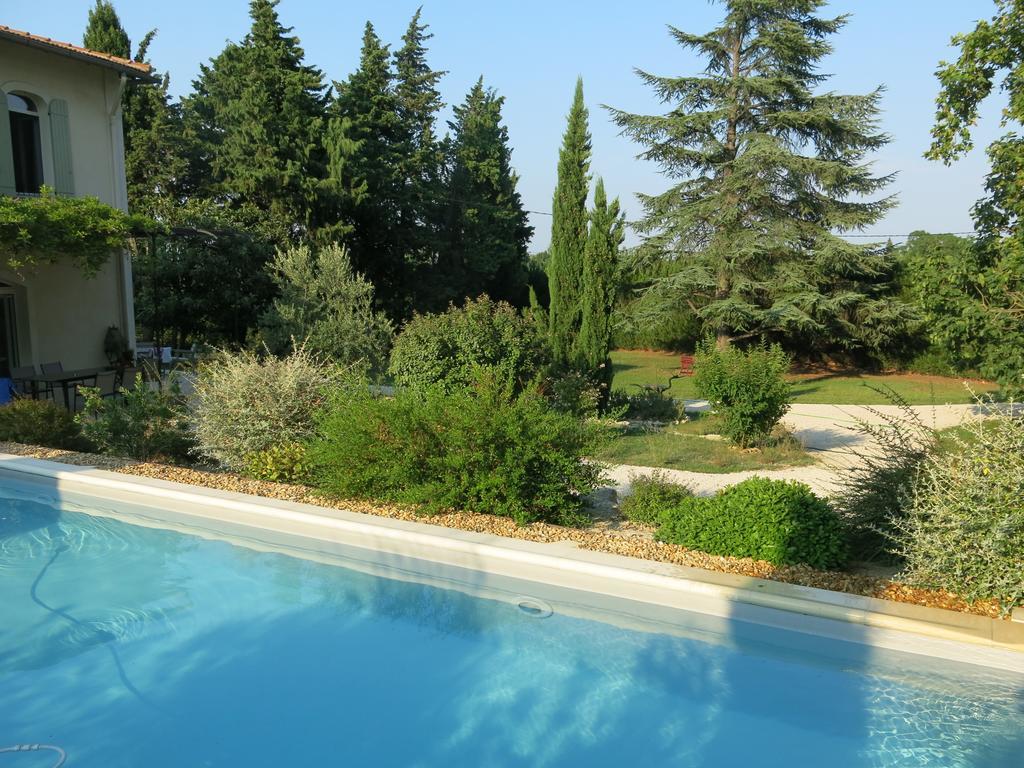 Mas De Mariette Bed and Breakfast Noves Esterno foto